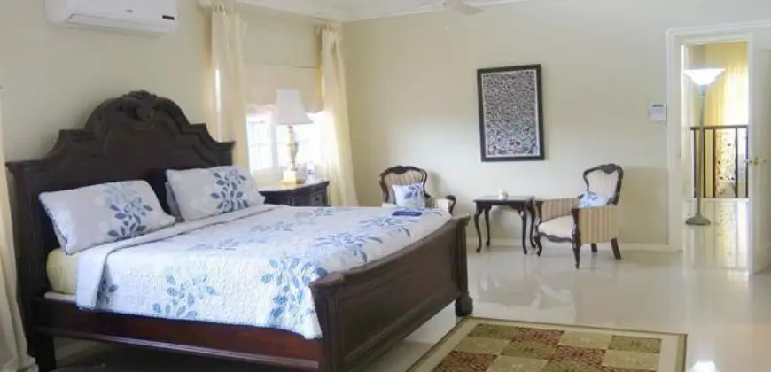 Exquisitely furnished 4 bedroom 4.5 bathroom Villa in gated community for sale