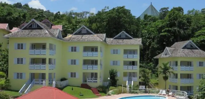 Purchase an entire apartment block of approx. 7,500 sq. ft. at Mystic Ridge Resort in the tourism mecca of Ocho Rios