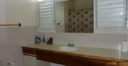 3 bedroom 3 bathroom Villa type house in Trelawny with helpers Quarters for sale