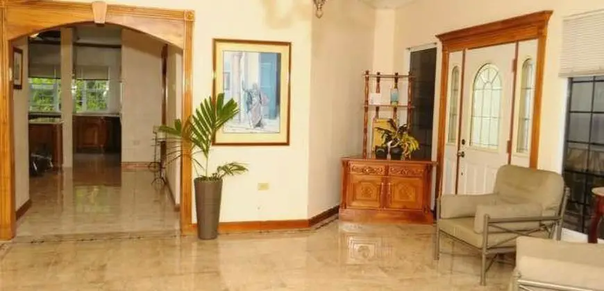 One bedroom apartment with TV, AC and ceiling fan in westmoreland for rental