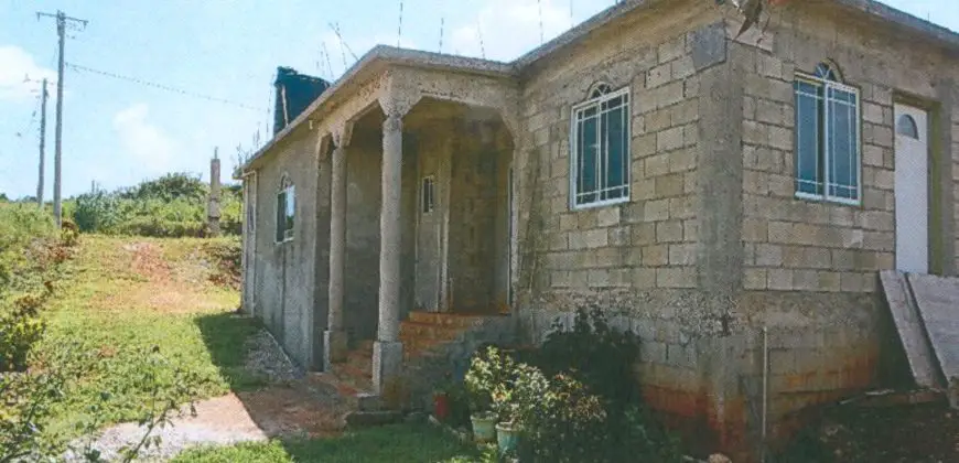NHT Property with 3 bedrooms, Bathroom, Kitchen, Dining room, living room, passage, powder room