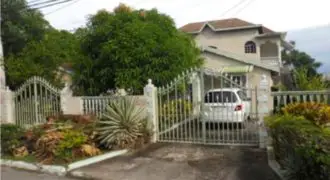 6 Bedrooms, 5 Bathrooms apartment in Montego Bay for sale