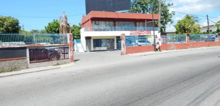 Ground floor building for rent ideally situated along Red Hills Road with high volumes of traffic