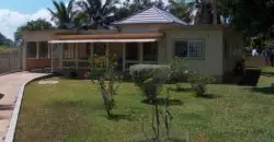 House for sale in a quiet and safe community, comes with A/C, ceiling fans, water heater, water tank etc