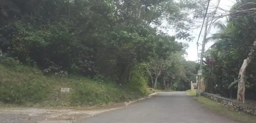 Residential lot in the exclusive community of Upton, Ocho Rios St. Ann. Nearby golf course