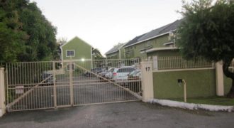 Unfurnished 2 bedroom 2 bathroom Townhouse for rental, located in a small gated complex