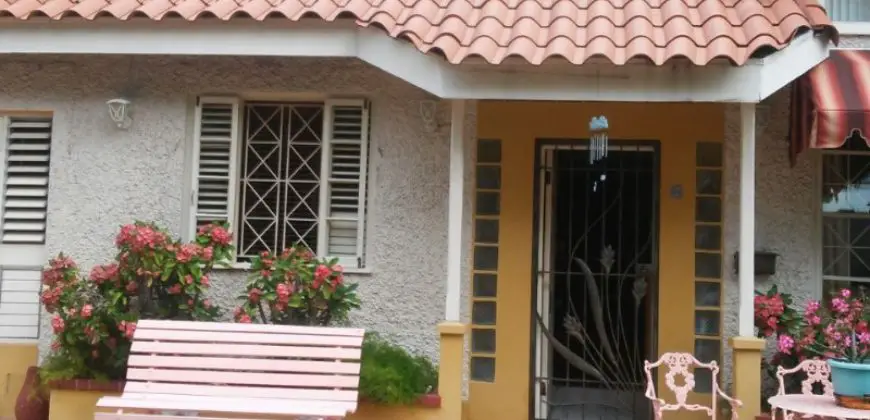 3 Bedrooms 3 Bathrooms townhouse in a well maintain gated complex for rental