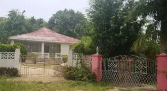 Cheap 3 bedrooms 2 bathrooms house for sale, Minor repairs needed
