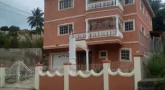 Gorgeous 3 storey house for a large family which can also function as an income earner