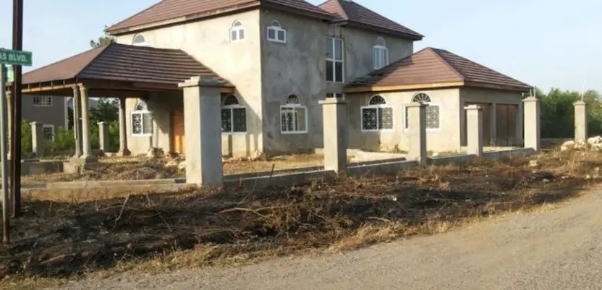 4 bedrooms 3 bath unfinished house for sale in a quiet residential area of Clarendon, Don’t miss this opportunity to complete your dream house