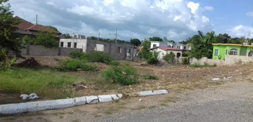 Land for sale in Villa Palm Estates St Catherine, approximately 4500sqft. Make offer today