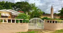 Lovely 5 bedroom house for sale, the house has a separate one bedroom, one bathroom apartment attached for rental income