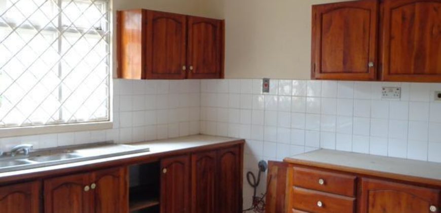 House for sale in Mandeville, the premises needs minimal refurbishing for occupancy