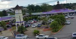 Approximately 3000+ sq feet shop space located in busy shopping area in Mandeville
