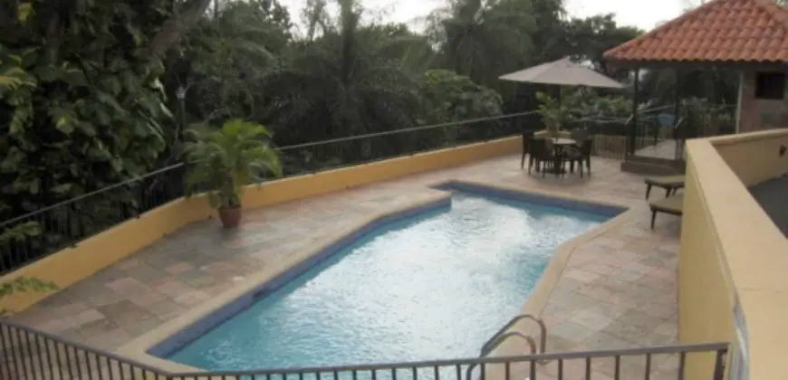 Fully furnished ground floor, 2 bedroom 2 bathroom apartment in Jacks hills for rent. Pool patio and 24hr security.