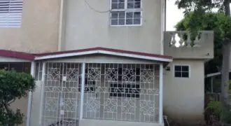 3 bedroom, 3 1/2 bathroom townhouse located in one of Portmore’s desirable neighbourhood is attractively priced to sell