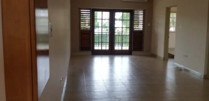 This 2 bed 2 bath apartment boasts an open plan Living/Dining opens to a balcony and is fully air conditioned