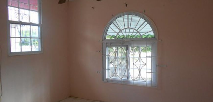 Unfurnished 2 bedroom part of a house with living/dining room, updated bathroom and kitchen for rental