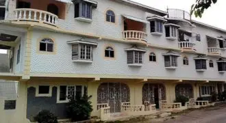 Multi units apartment building for sale, the building is very solid and equipped with all amenities for day to day functioning